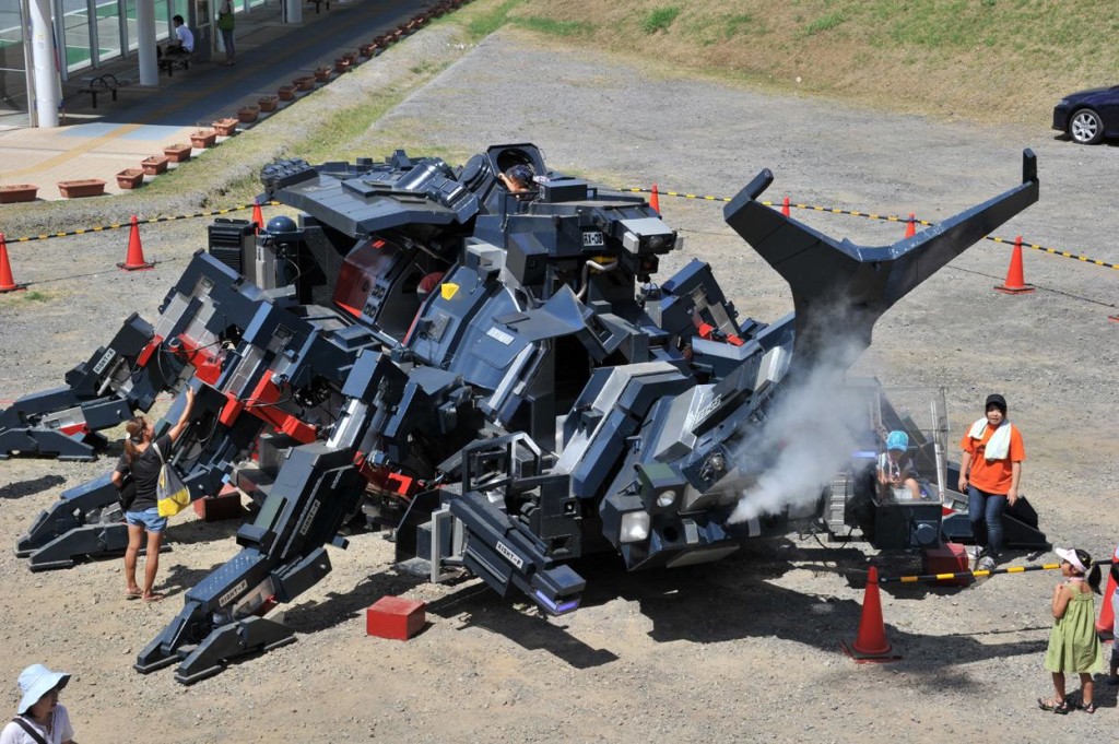 A-large-beetle-shaped-robot-“Kabutom-RX-03