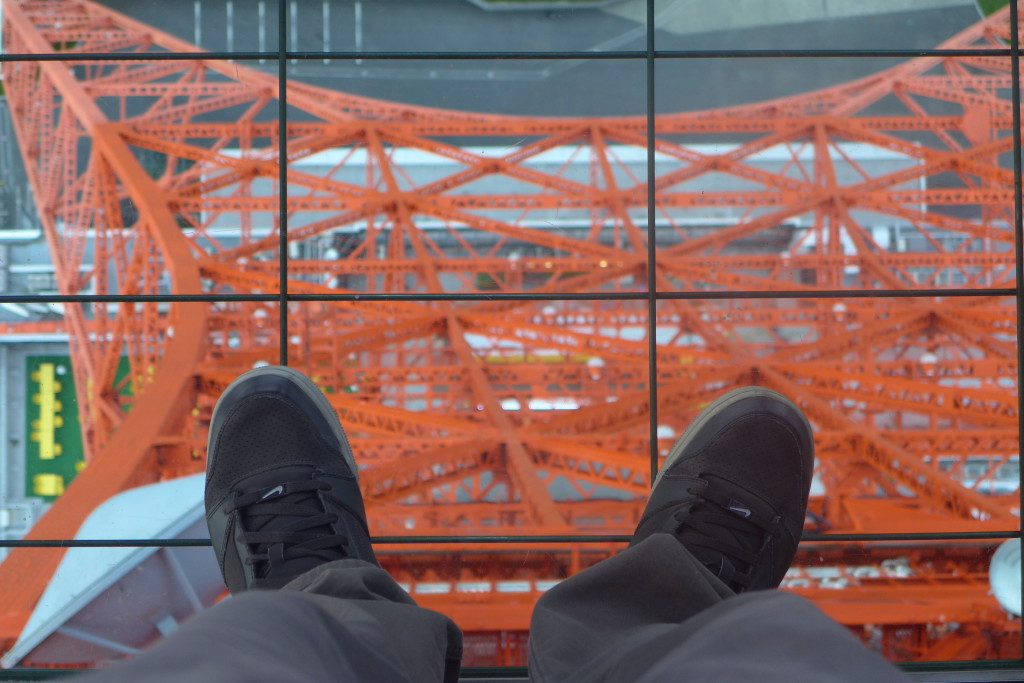Tokyo Tower, Janela de Vidro